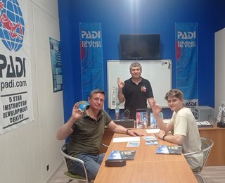 Курс PADI Open water. Ещё одна семейная группа!